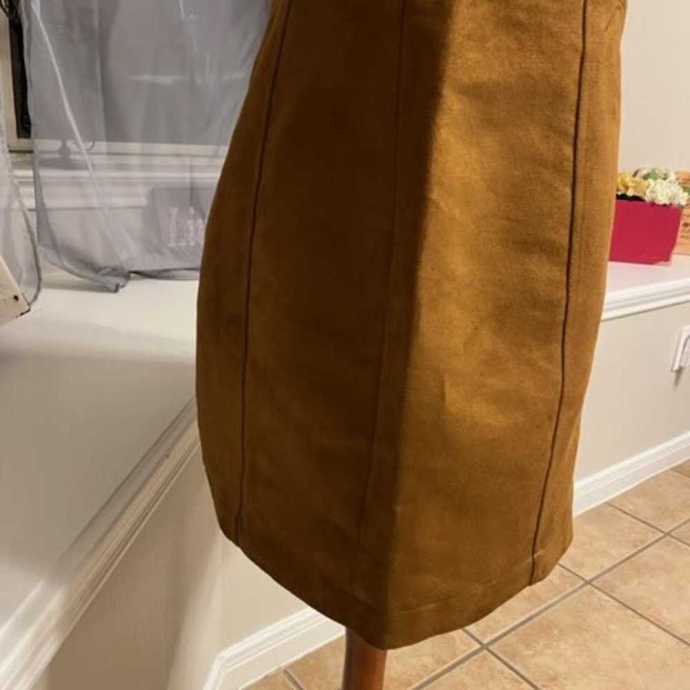 Old Navy Faux Suede Brown Skirt - Size 10 Great Condition - Picture 5 of 11
